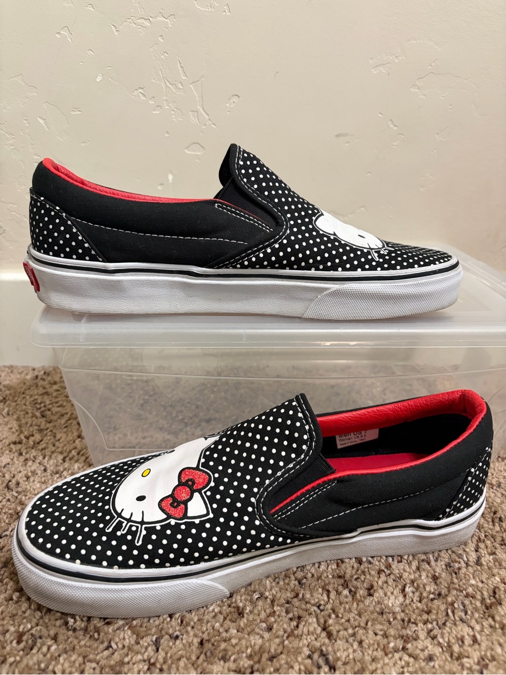 Vans Classic Slip-on Hello Kitty Polka Dot Sneakers Women's Size 8.5 - Picture 3 of 7